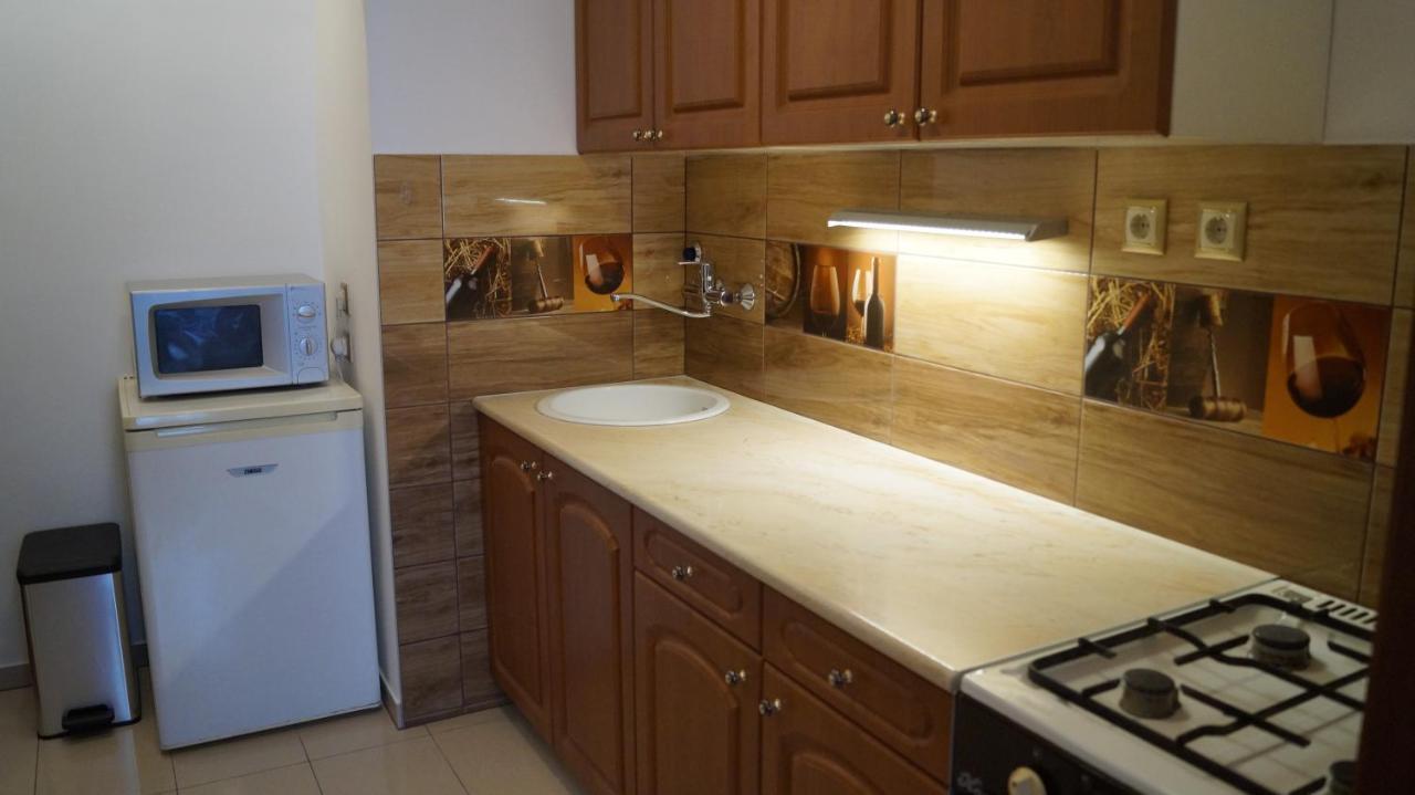Apartment Sinko - Free Garage Parking, Central, 2 Bedrooms 4 Single Beds, Flexi Check-Out بودابست المظهر الخارجي الصورة