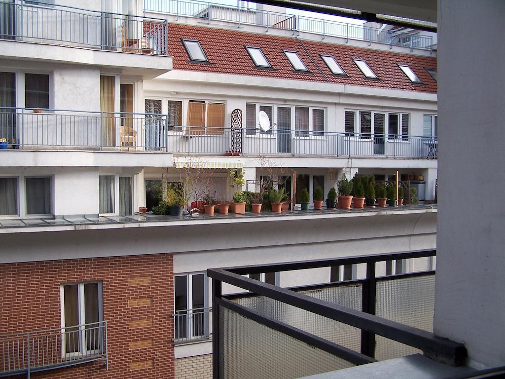 Apartment Sinko - Free Garage Parking, Central, 2 Bedrooms 4 Single Beds, Flexi Check-Out بودابست المظهر الخارجي الصورة